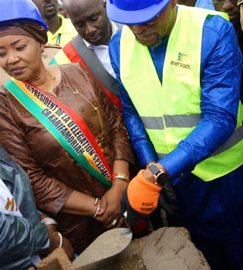 salon solaire|La toute première centrale solaire de la Guinée : longtemps .